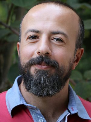 reza-biazar-eSjmZW97cH8-unsplash